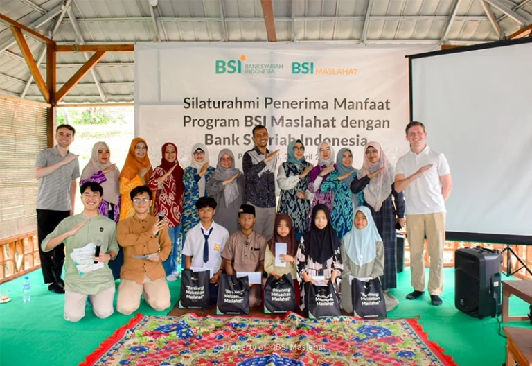 BSI Maslahat Dan BSI Lakukan Silaturahmi Penerima Manfaat Program Desa Klaster Pertanian di Desa Purwabakti, Pamijahan Bogor