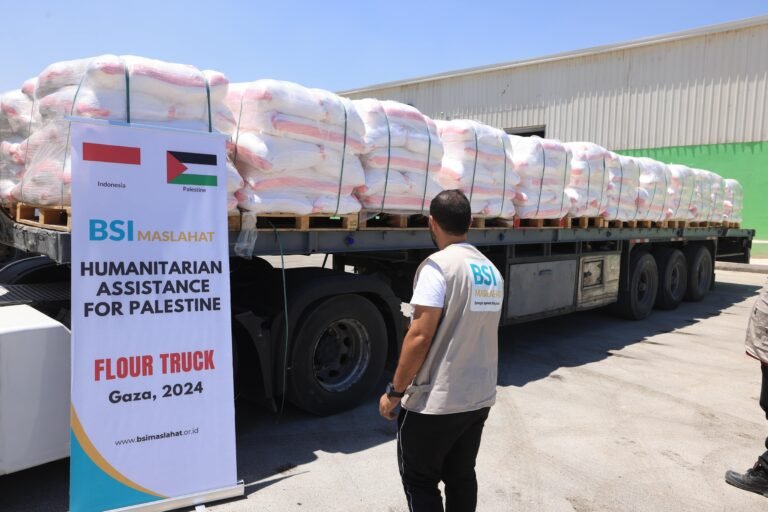 BSI Maslahat Kirimkan Bantuan Flour Truck untuk Palestina