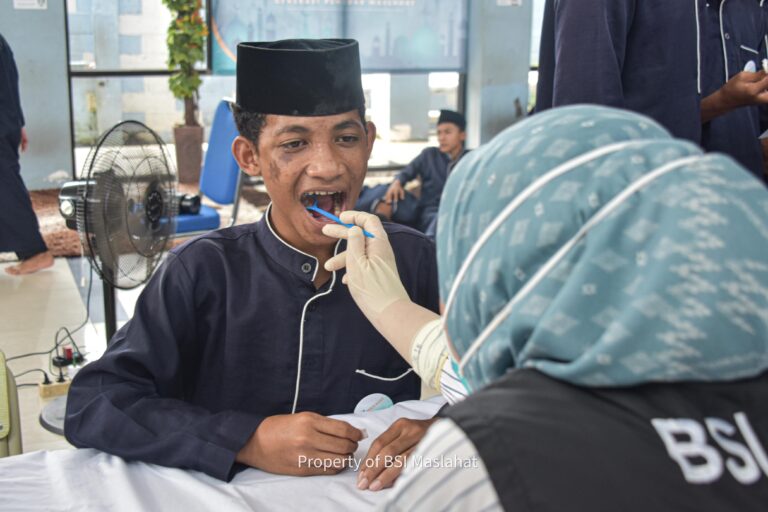 BSI Maslahat Jalankan Program Pesantren Sehat 2024 di Pesantren Yayasan Mukhtarul ‘Adalah Bogor