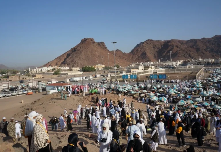 Apa Itu Wukuf di Arafah dan Bagaimana Caranya?