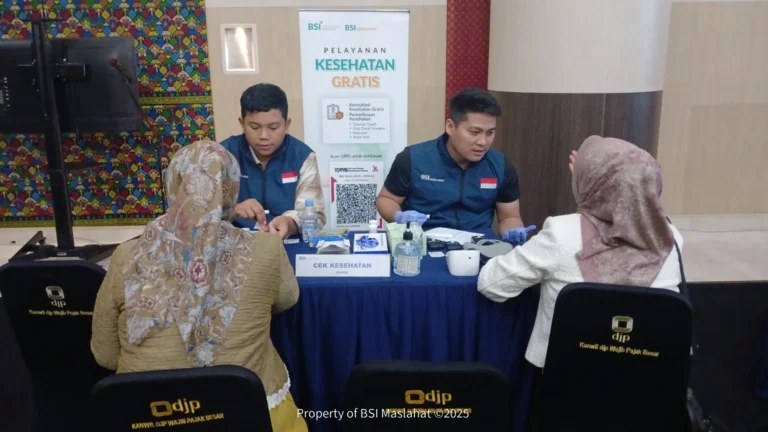 BSI Maslahat Perkuat Komitmen Layanan Sosial Lewat Pemeriksaan Kesehatan Gratis 