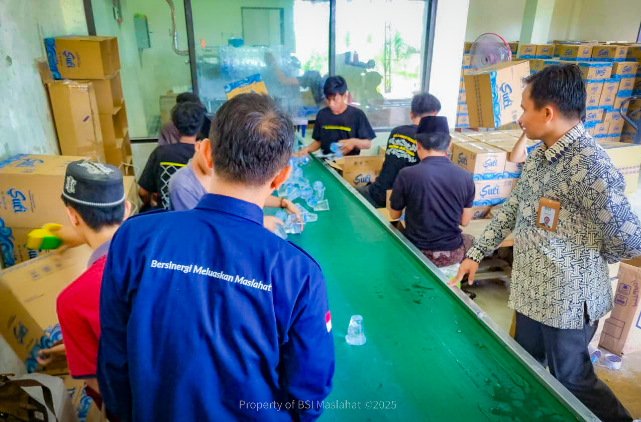 Peringati Hari Santri Nasional 2025, BSI Maslahat Terus Berdayakan Santri Lewat Program Rumah Qur’an dan Pesantren Sehat 