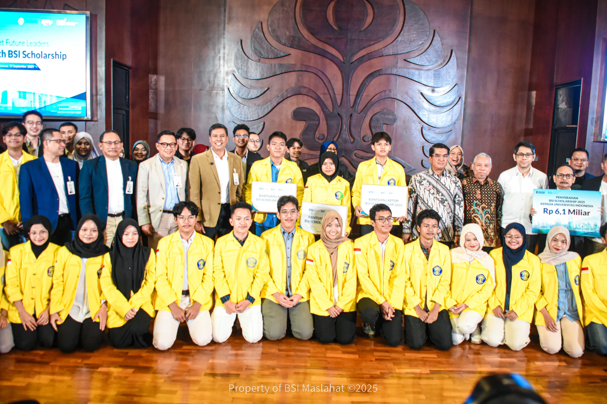 BSI Maslahat dan UI Perkuat Peran Pendidikan dalam Mencetak Pemimpin Masa Depan Lewat BSI Scholarship 