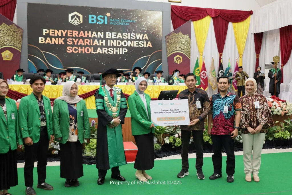 BSI Maslahat dan BSI Wujudkan Pemerataan Pendidikan Melalui Beasiswa Pendidikan Bagi Mahasiswa Dhuafa UIN Palopo