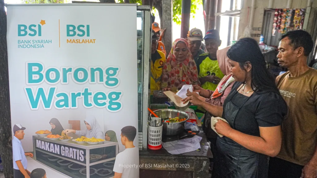 BSI Maslahat Hadirkan Program Borong Warteg, Bagikan Makanan Gratis untuk Warga yang Membutuhkan
