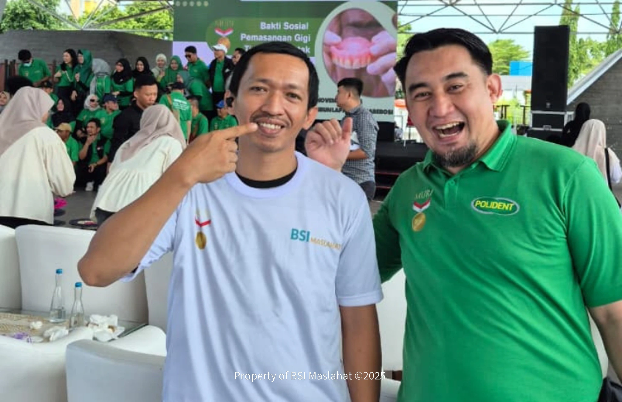 BSI Maslahat dan Pemkot Makassar Pecahkan Rekor MURI Lewat Aksi Gigi Tiruan Gratis untuk 300 Dhuafa