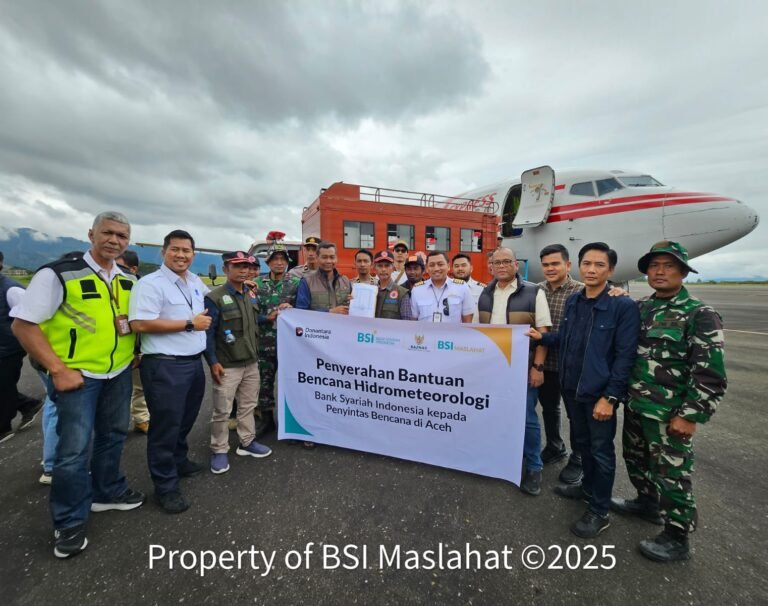 BSI dan BSI Maslahat Salurkan 42,2 Ton Bantuan Senilai Rp6,07 Miliar ke Aceh, Perkuat Pemulihan dengan Starlink