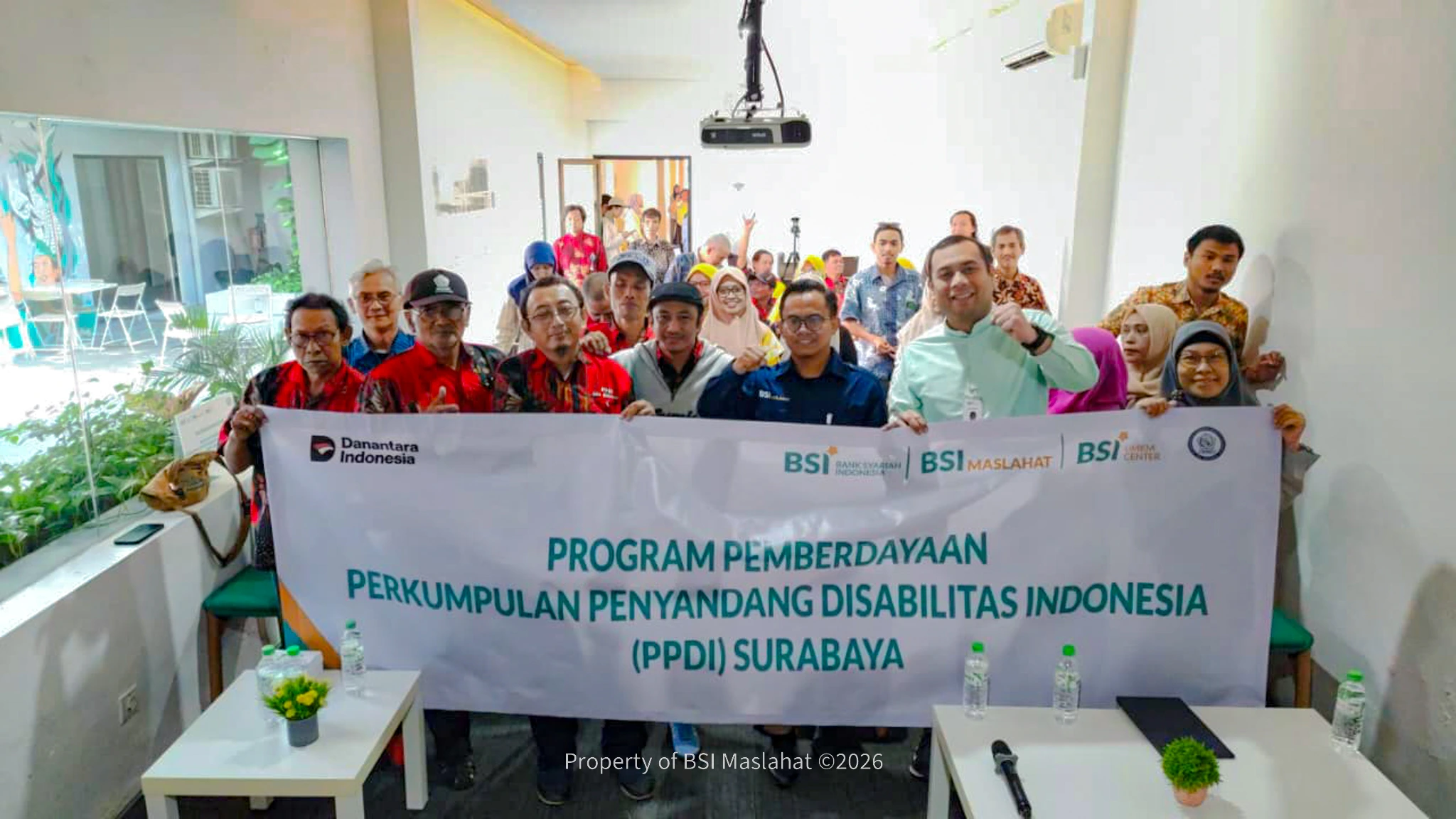 BSI Maslahat Dorong Kemandirian Penyandang Disabilitas Surabaya lewat Pelatihan Kewirausahaan