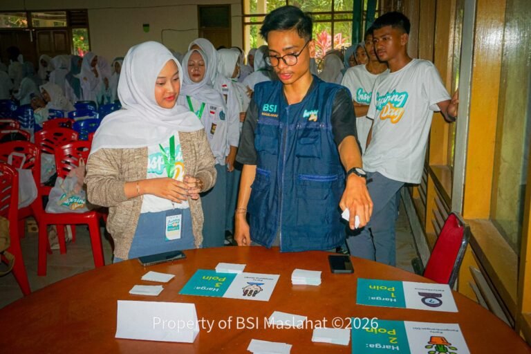 BSI Maslahat Perkuat Kapasitas Diri dan Akses Beasiswa 190 Pelajar di Pangkep Melalui BSI Inspiring Day 