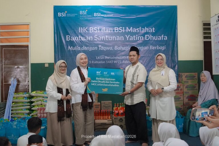 BSI Maslahat dan IIK BSI Pusat Berbagi Kebahagiaan Ramadan Bersama Anak Yatim di Bogor