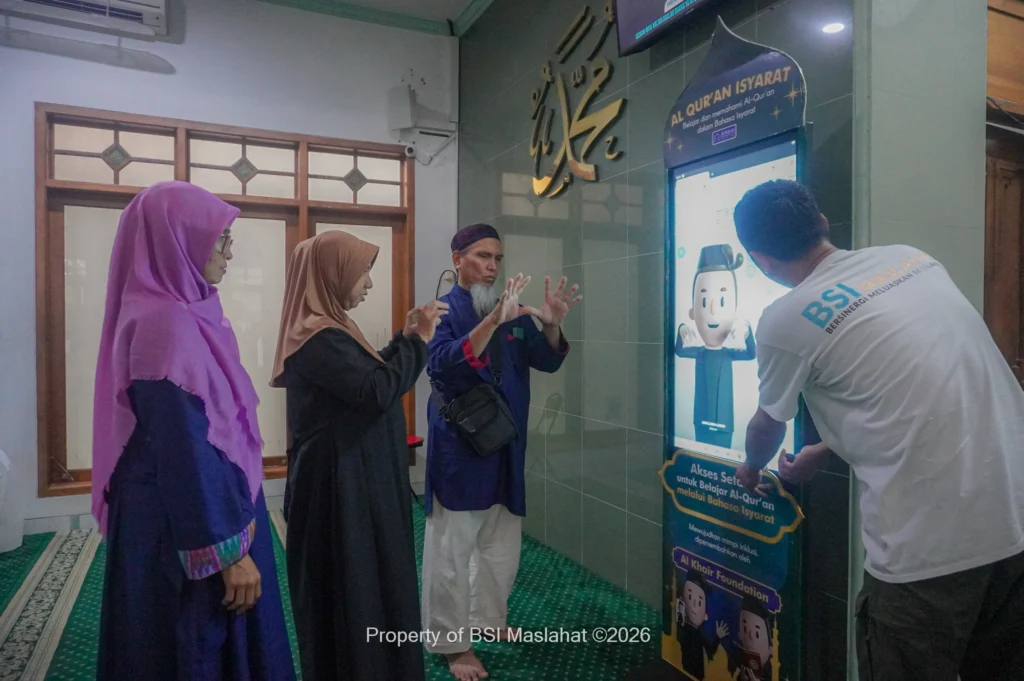 BSI Maslahat Salurkan Al-Qur’an Isyarat, Buka Akses Mengaji Inklusif bagi Komunitas Tuli