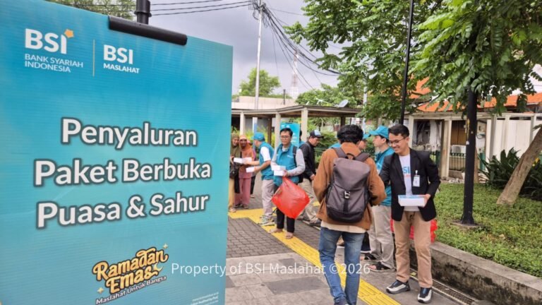 Hadirkan Kebahagiaan Ramadan 1447 Hijriah, BSI Maslahat Salurkan 56.000 Paket Buka Puasa dan Sahur 