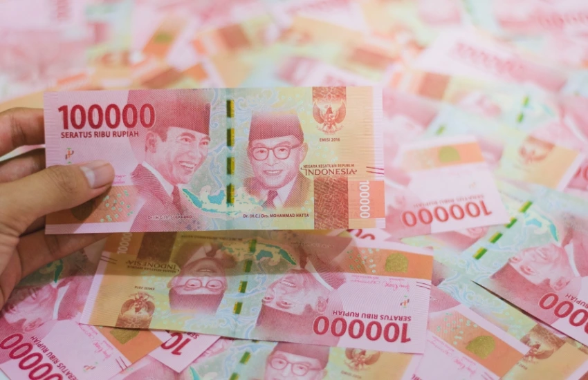 Uang Haram di Era Modern, Tantangan Menjaga Penghasilan Tetap Halal