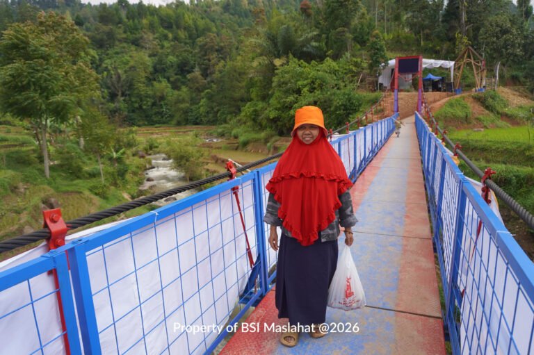 Akhiri Penantian Panjang, BSI Maslahat dan Yayasan Islamadina Bayana Bangun Jembatan Cilojami Mewujudkan Mimpi 3.000 Warga Dua Kabupaten