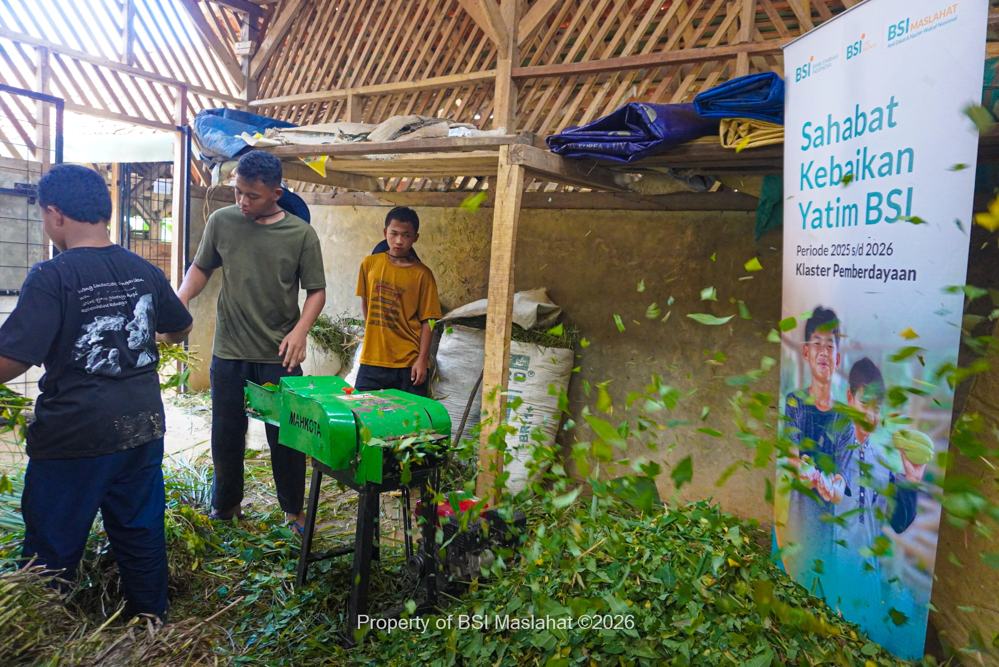 BSI Maslahat Perkuat Ketahanan Ekonomi Santri Yatim Dhuafa di Yayasan Khoirul Hikmah Lewat Program Sahabat Kebaikan Yatim Klaster Pemberdayaan