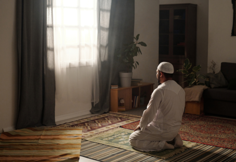 Hikmah JUBAH BSI Maslahat, Sabar sebagai Cahaya Kehidupan 