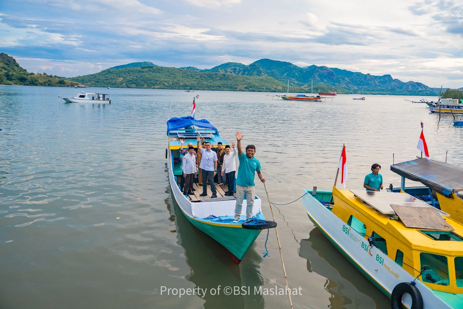 BSI Maslahat dan BSI Perkuat Ekonomi Pesisir Lewat Program Kampung Nelayan BSI Warloka 