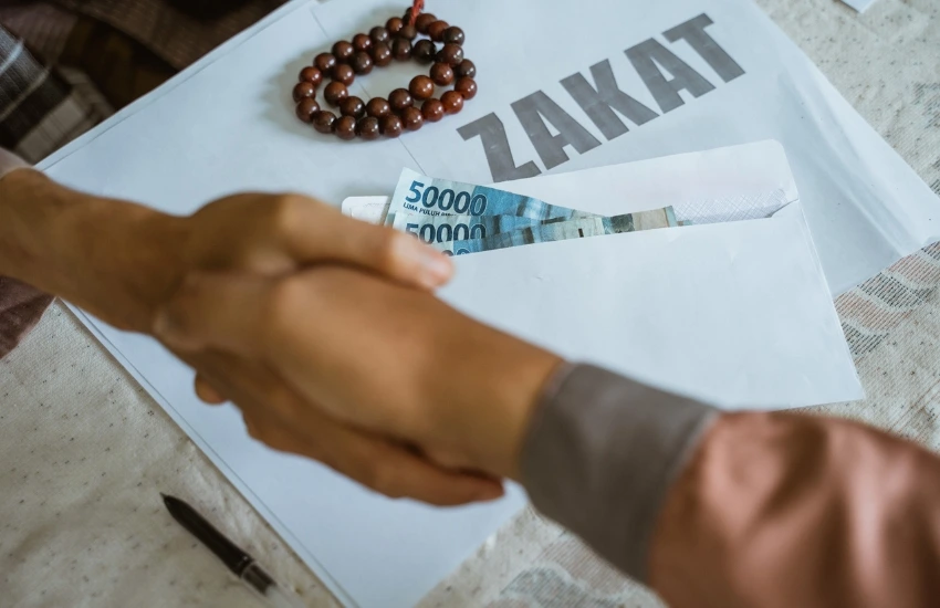 Bingung Memilih Lembaga Zakat? Ini Cara Menemukan yang Resmi, Amanah, dan Terpercaya