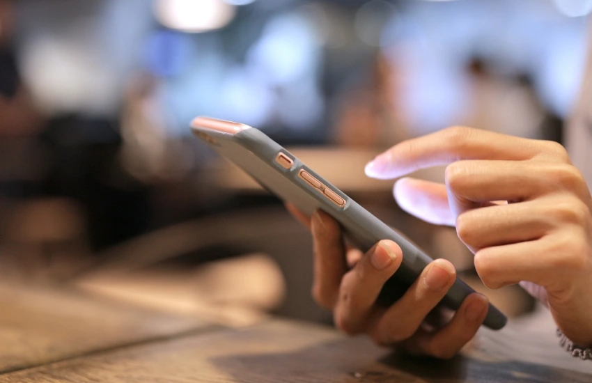 Menunaikan Zakat Kini Lebih Mudah, Solusi Layanan Zakat Online di Tengah Kesibukan Masyarakat Muslim Modern