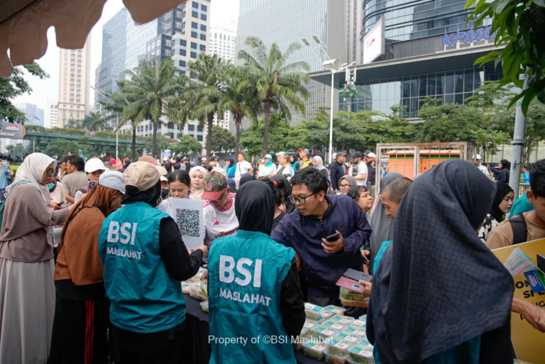 BSI Maslahat Hadirkan Layanan Kesehatan Gratis dan Sarapan Sehat di CFD Jakarta
