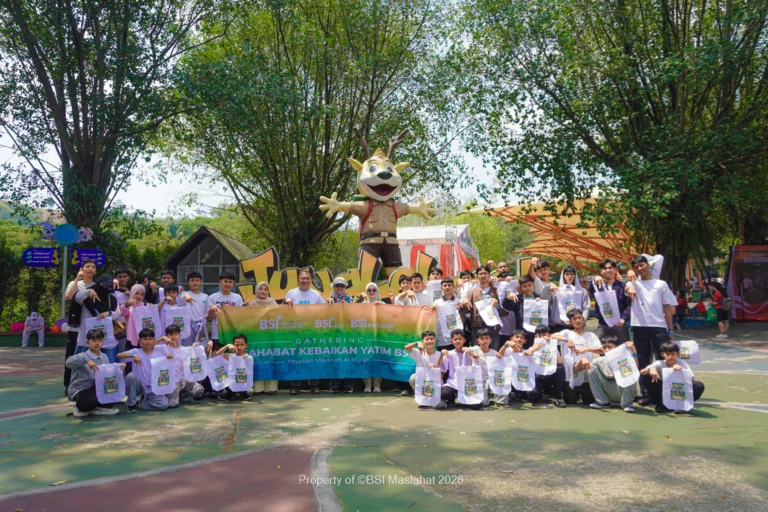 BSI Maslahat Ajak Puluhan Anak Berwisata ke Jungleland, Hadirkan Pengalaman Penuh Makna