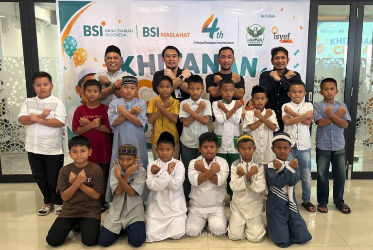 BSI Maslahat Gelar Khitanan Ceria bagi Anak Duafa dalam Rangka Milad Ke-4