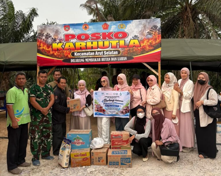 BSI Maslahat dan IIKBSI RO IX Kalimantan Salurkan Bantuan untuk Dukung Penanganan Karhutla Kalimantan Tengah